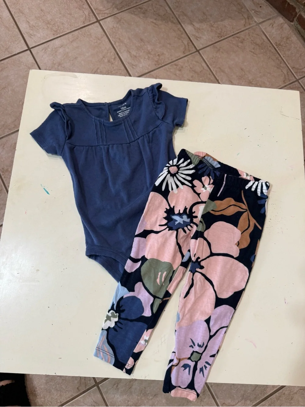 Carter’s Girls 18M Floral Leggings Bodysuit 3 Piece Outfit Bundle